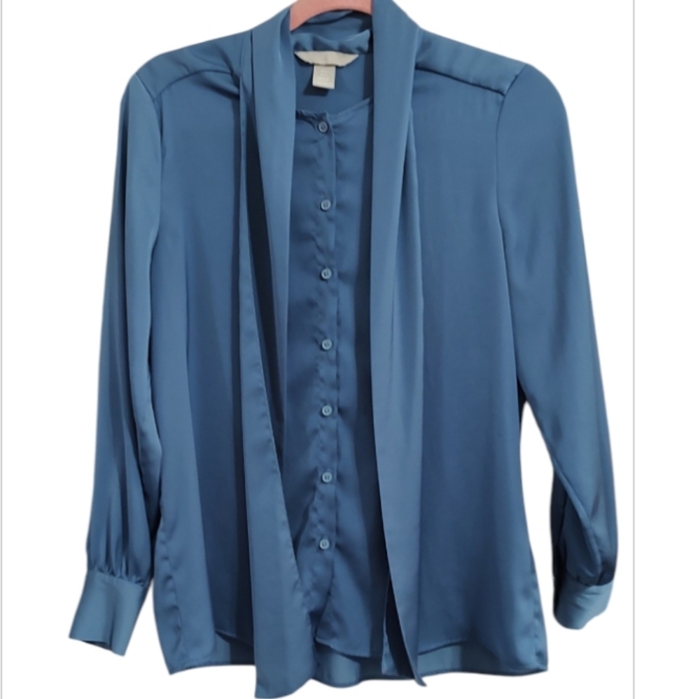 H&M Blue Blouse with Tie Neck - Picture 2 of 6